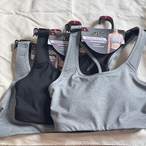 4 Small 🧡 Avia Black and Gray Sports Bras